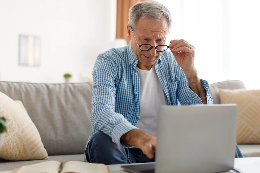 Living with Macular Degeneration