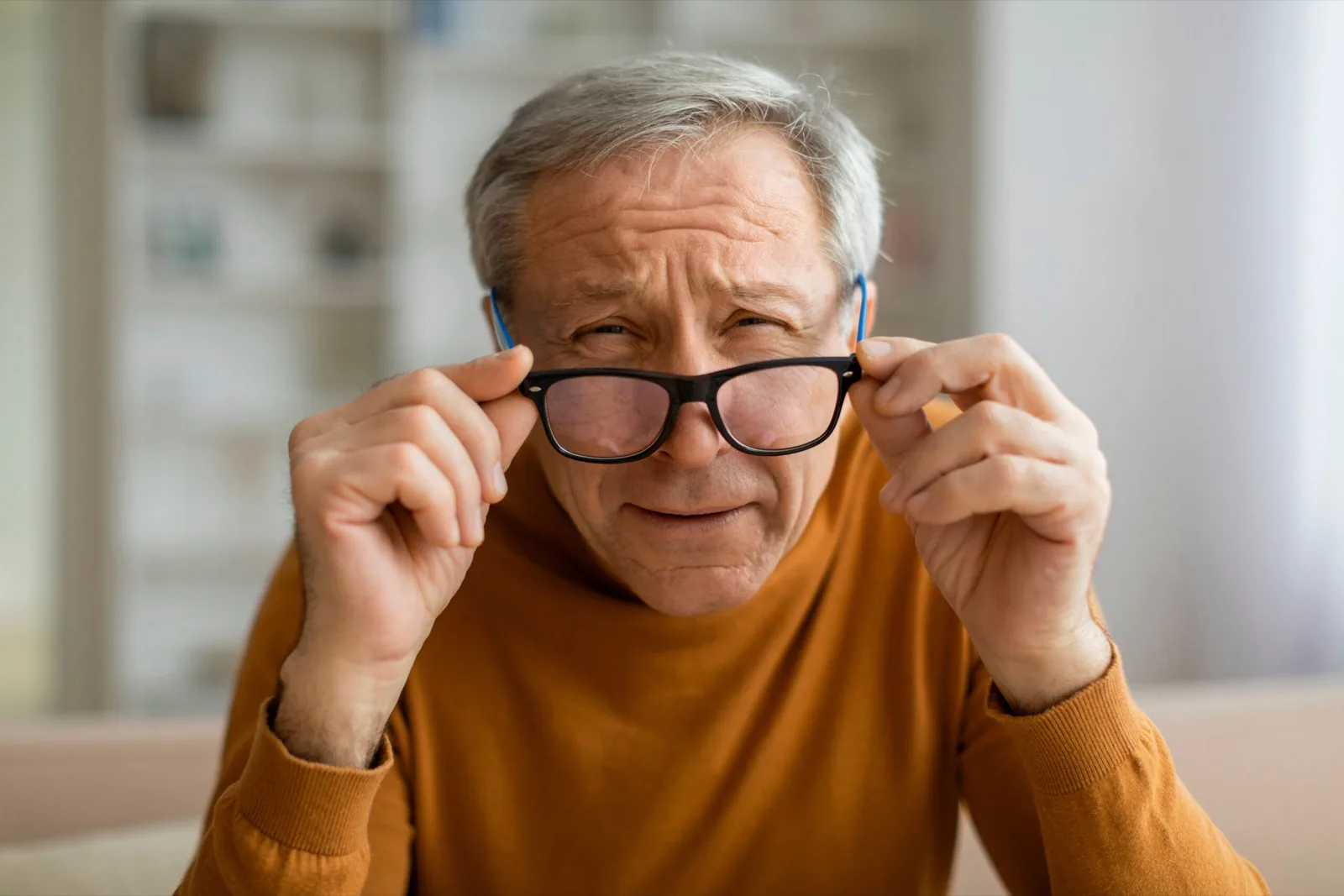 Nearsightedness: A Guide to Symptoms and Treatments