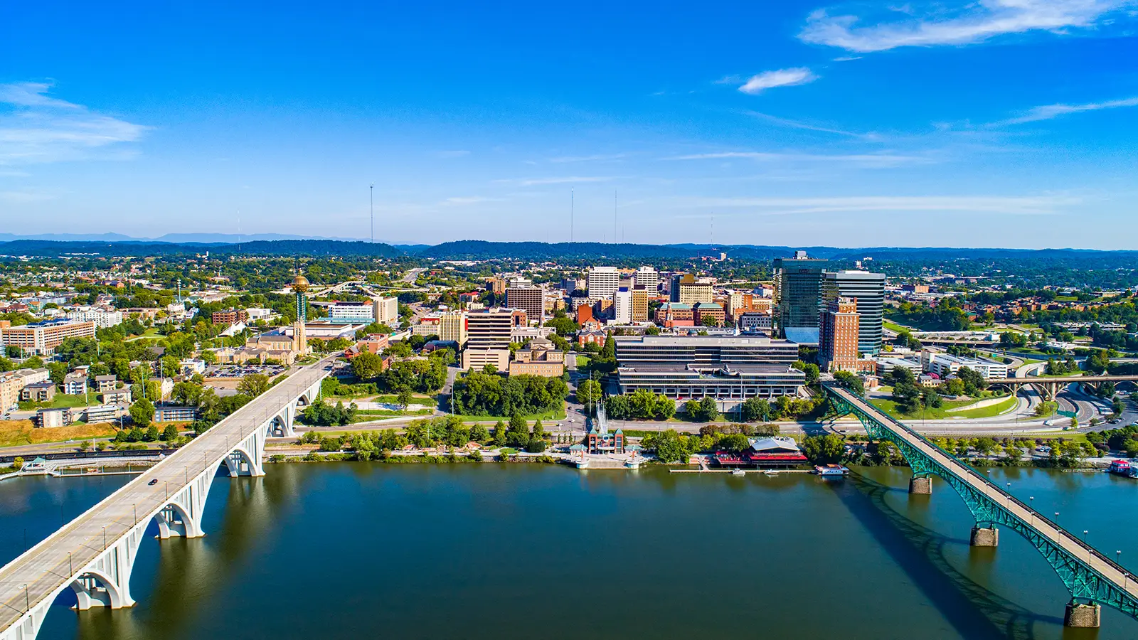 cityscape of knoxville overlooking the tennessee river